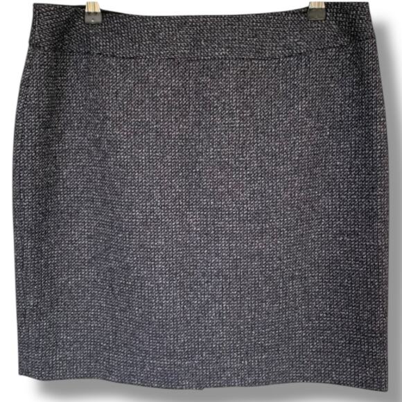 Halogen Skirt Women's Sz 10 Career Tweed Pencil Monochrome Back Exposed Zipper - Picture 1 of 7